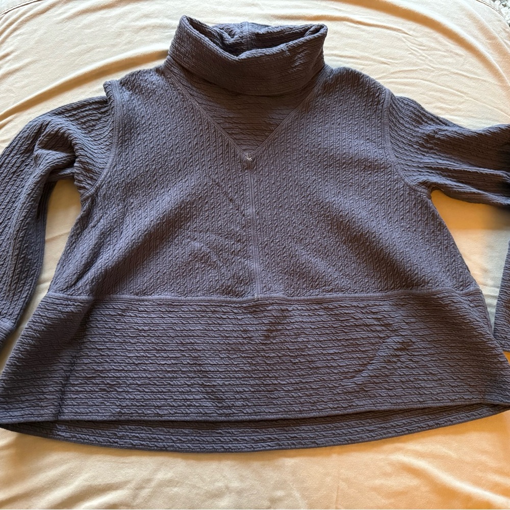 Lululemon Retreat Yourself Pullover Size XS/S Grey/Purple color